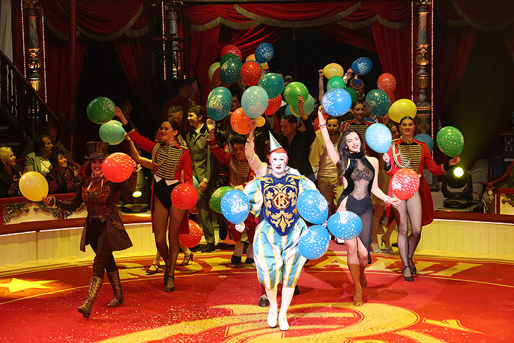 Roncalli ARTistART Premierenabend in München:fröhlich und bunt (©Foto:Martin Schmitz) 